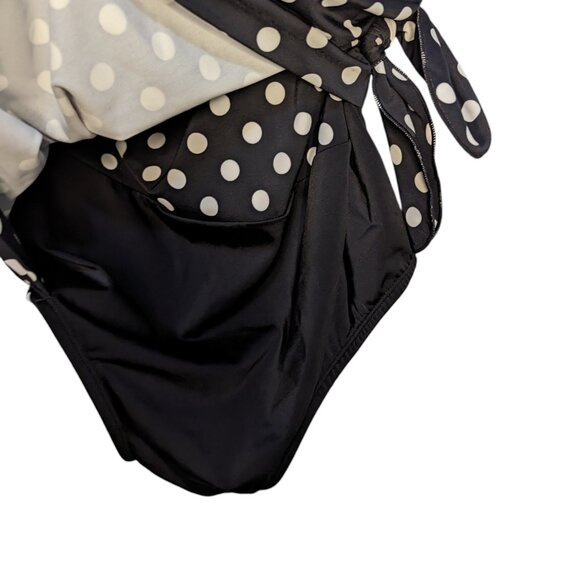 NWT Studio Works 22W Black Polka Dot Wrap Front Built-in Bra 1 Pc Swimsuit - Picture 5 of 7